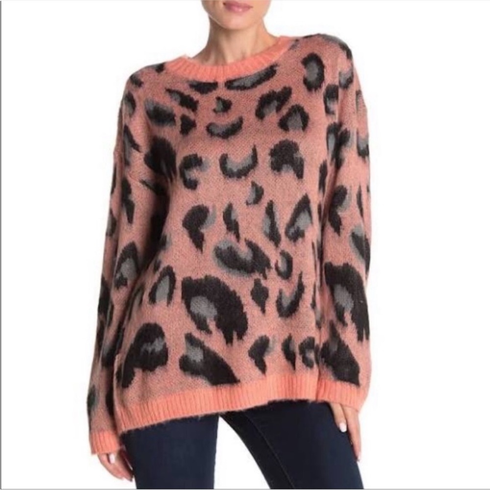 Etiquette Boutique Coral Pink Leopard Print Sweater Neon Size Small Fuzzy Animal